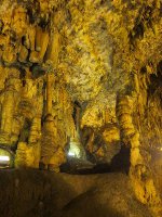 Kefalonia stalaktyty i stalagmity  foto: Tupti 