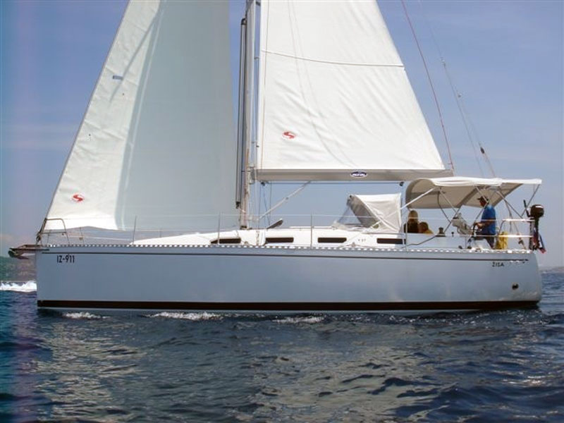 yamaha 37 sailboat