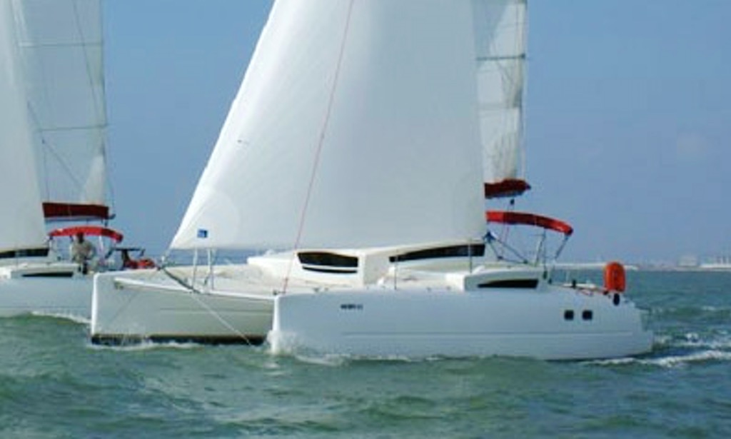 edel 33 catamaran