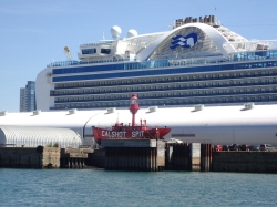 Southampton królewskie i jeden z ważniejszych portów handlowych. Nabrzeża ciągną się kilometrami foto: Katarzyna Kowalska